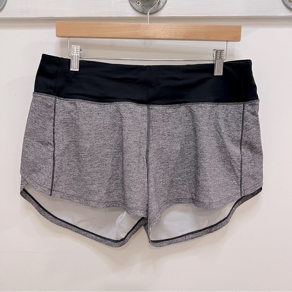 Lululemon speed up run times gray and black shorts